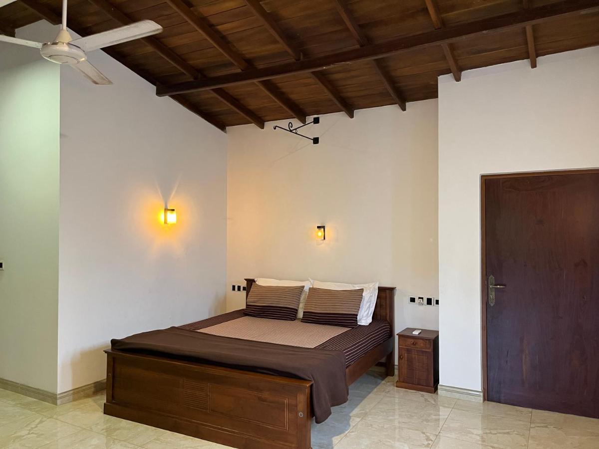 Villa Dinoos- Weligama Εξωτερικό φωτογραφία