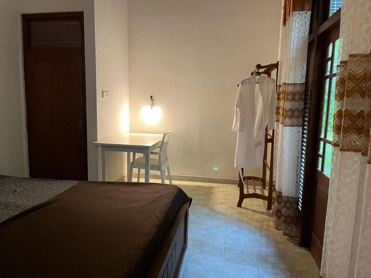 Villa Dinoos- Weligama Εξωτερικό φωτογραφία